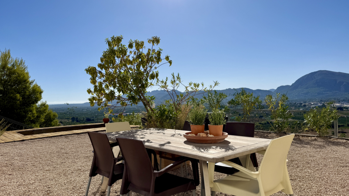 Villa for sale in Pego
