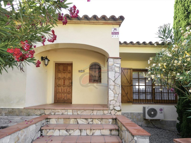 DP-37-1537-VCA-69-2 Villa for sale in Calonge
