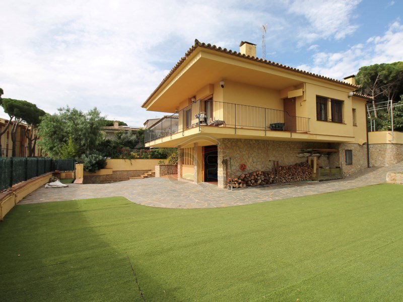 Villa for sale in Platja D’aro