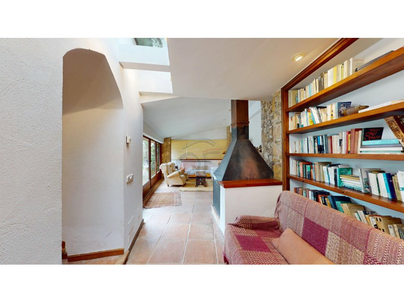 Finca for sale in Mont-Ras