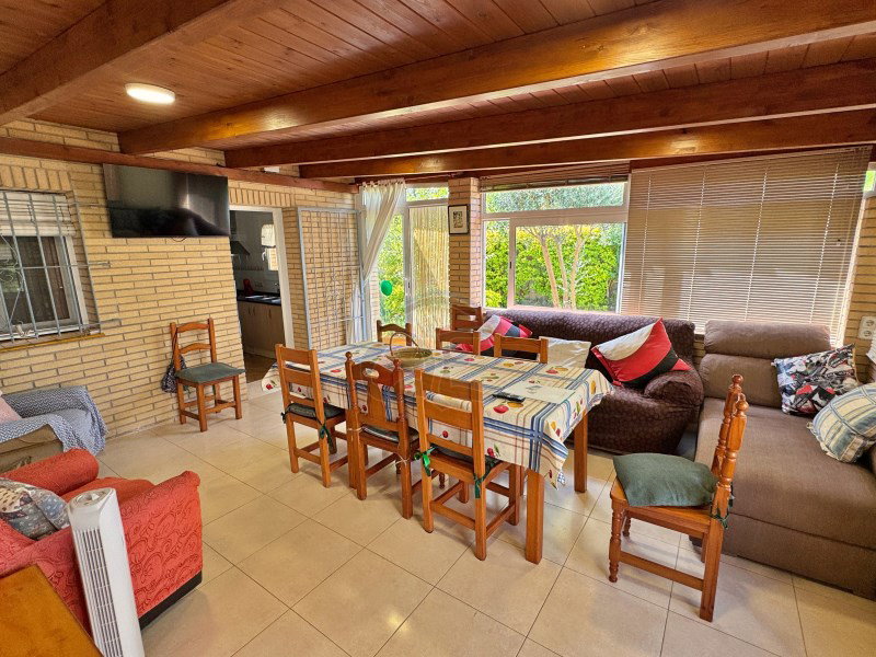 Villa for sale in Vidreres