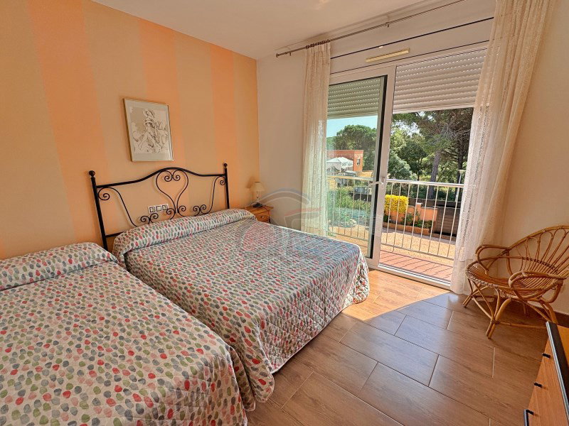 Villa for sale in Vidreres