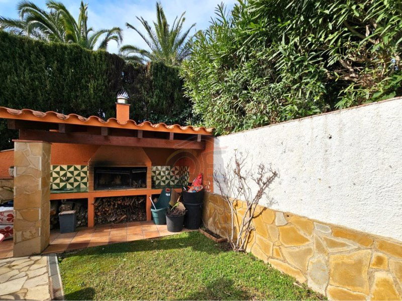 Villa for sale in Calonge