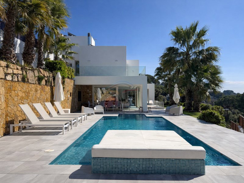 Villa for sale in Calonge