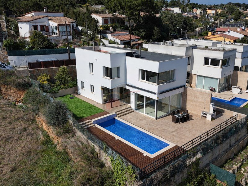 Villa for sale in Calonge