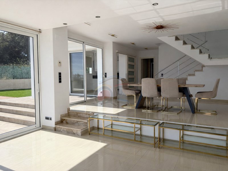 Villa for sale in Calonge