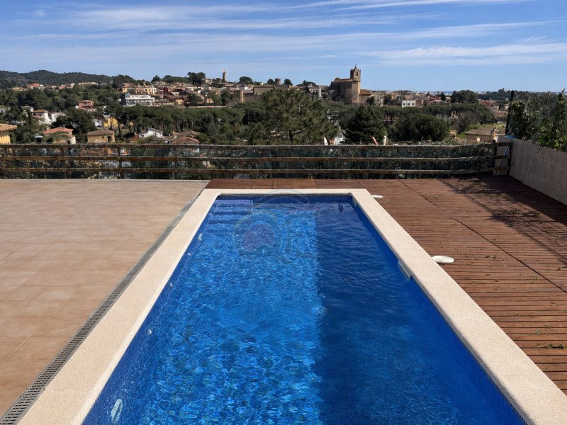 Villa for sale in Calonge