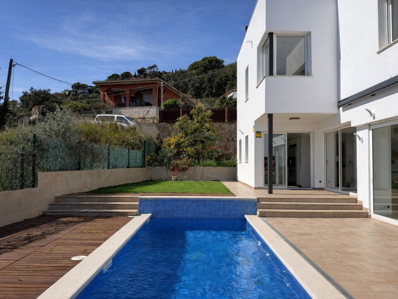 Villa for sale in Calonge