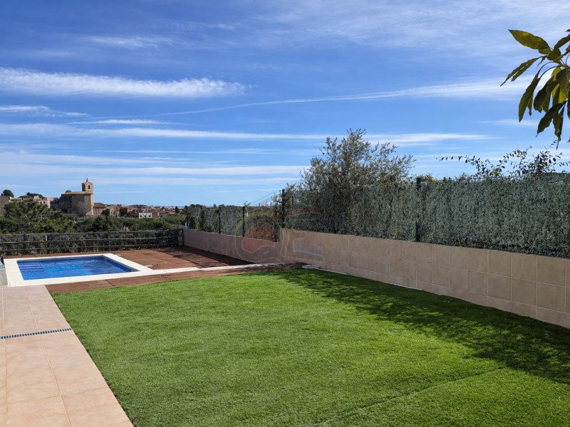 Villa for sale in Calonge