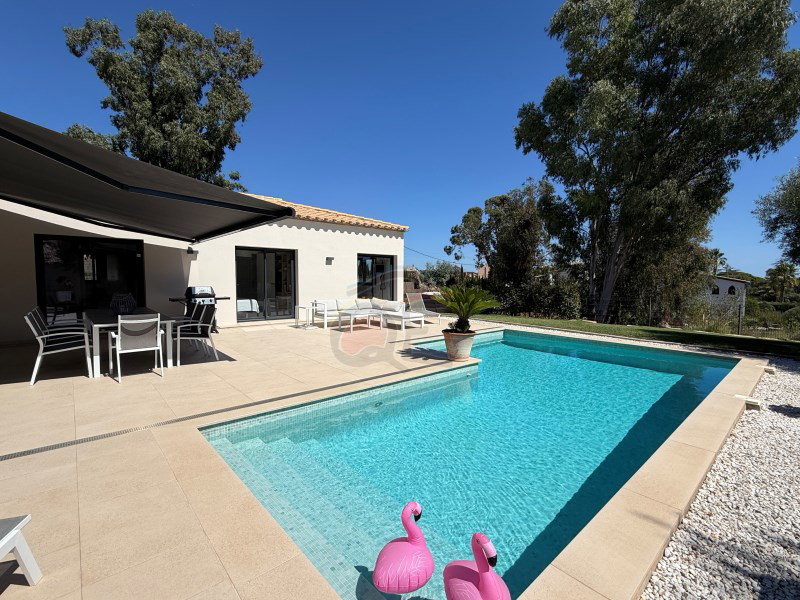 Villa for sale in Platja D’aro