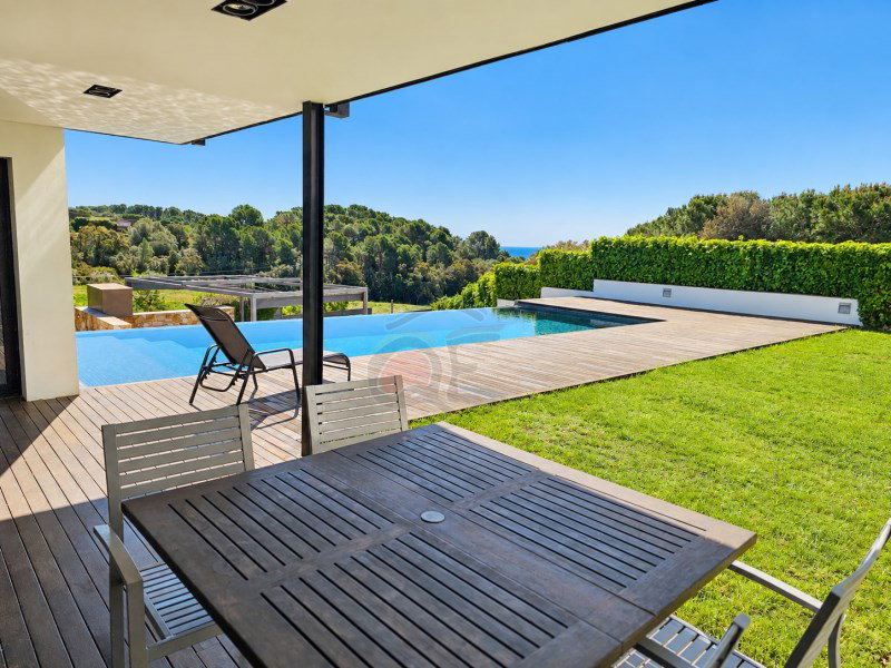 Villa for sale in Calonge