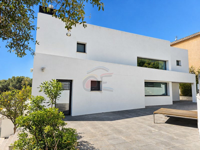 Villa for sale in Calonge