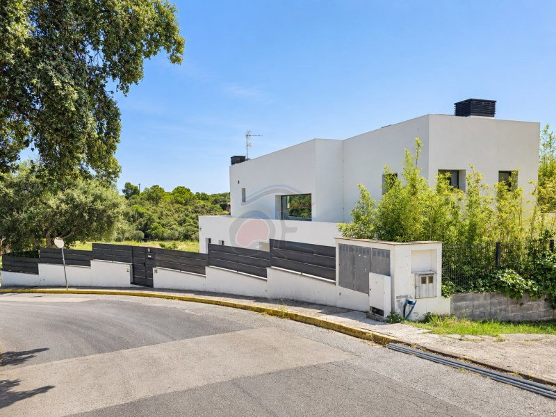 Villa for sale in Calonge