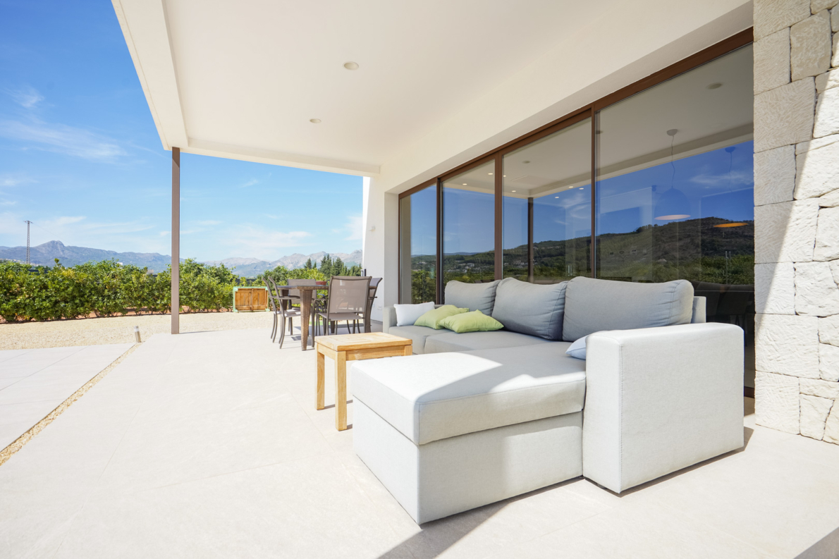 Villa for sale in Beniarbeig