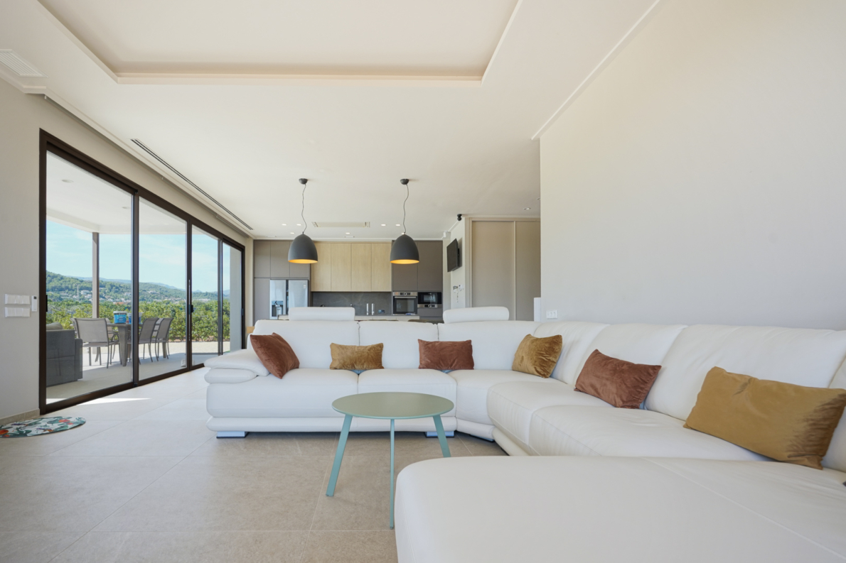 Villa for sale in Beniarbeig