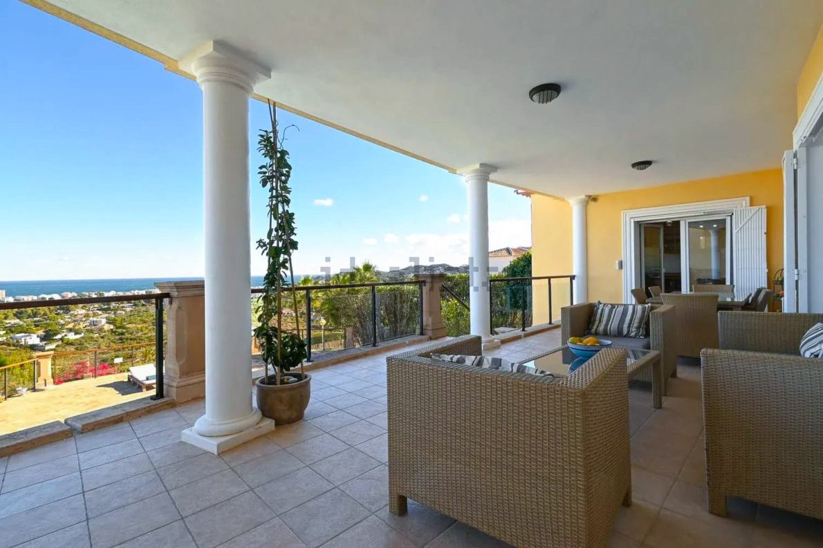 Villa for sale in Javea