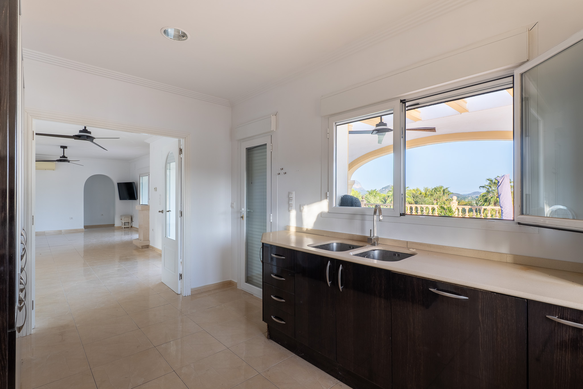 Villa for sale in Beniarbeig