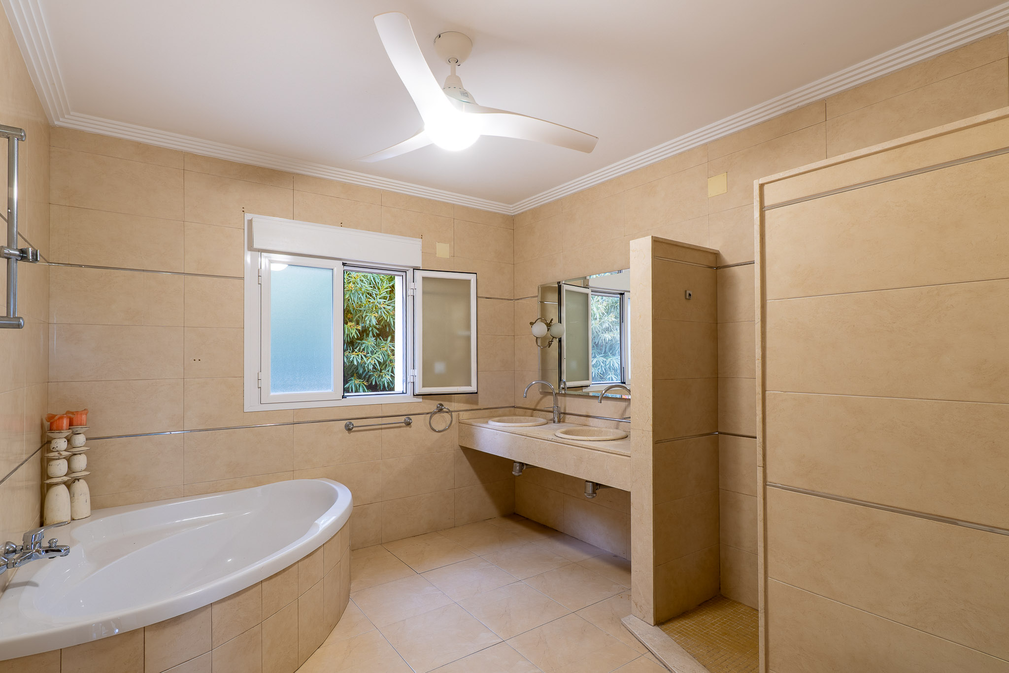 Villa for sale in Beniarbeig