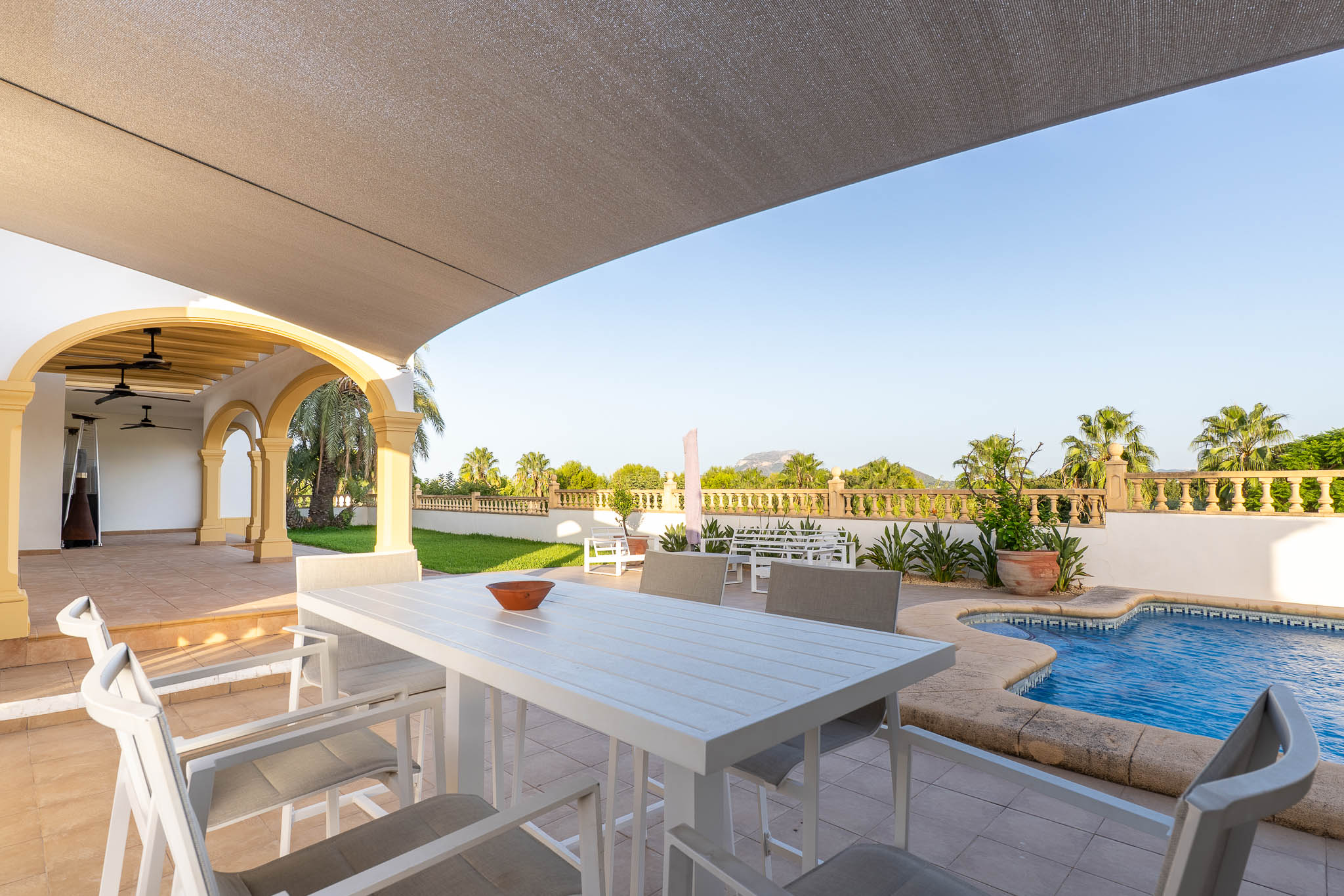 Villa for sale in Beniarbeig