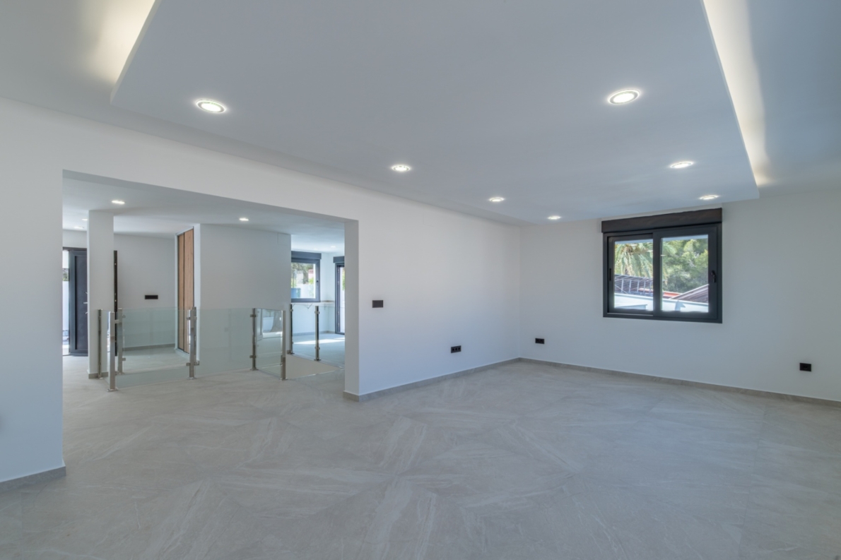 DP-46-2611V-E-11 Villa for sale in Albir
