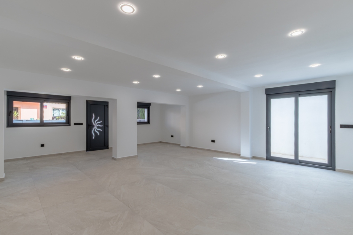 DP-46-2611V-E-19 Villa for sale in Albir
