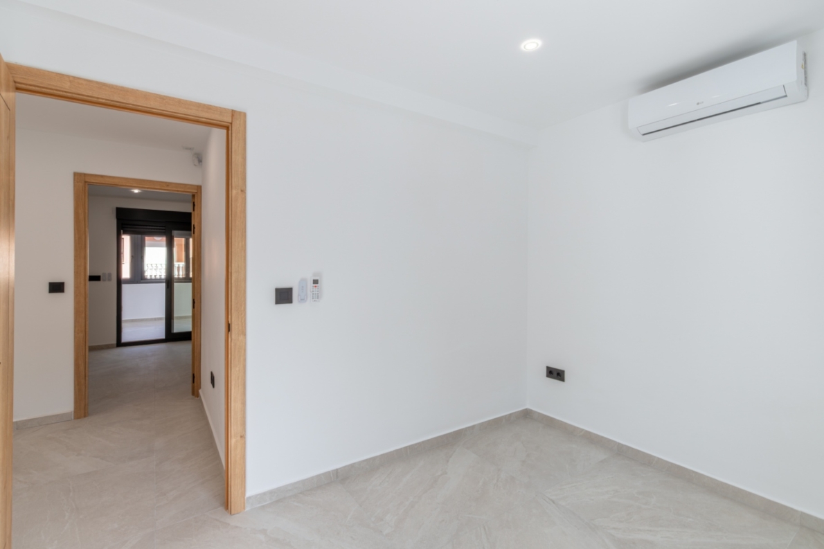 DP-46-2611V-E-8 Villa for sale in Albir