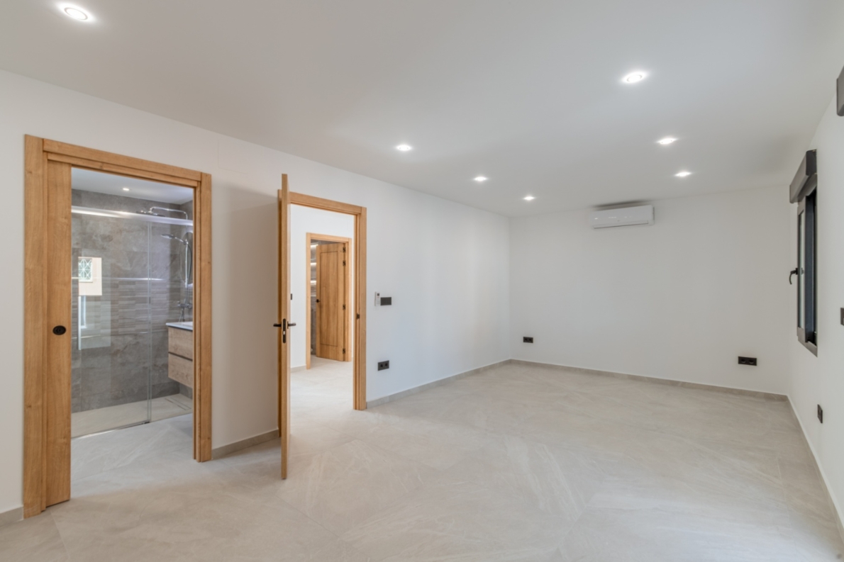 DP-46-2611V-E-9 Villa for sale in Albir