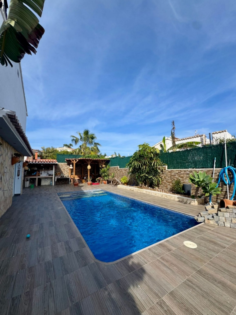Villa for sale in Calpe