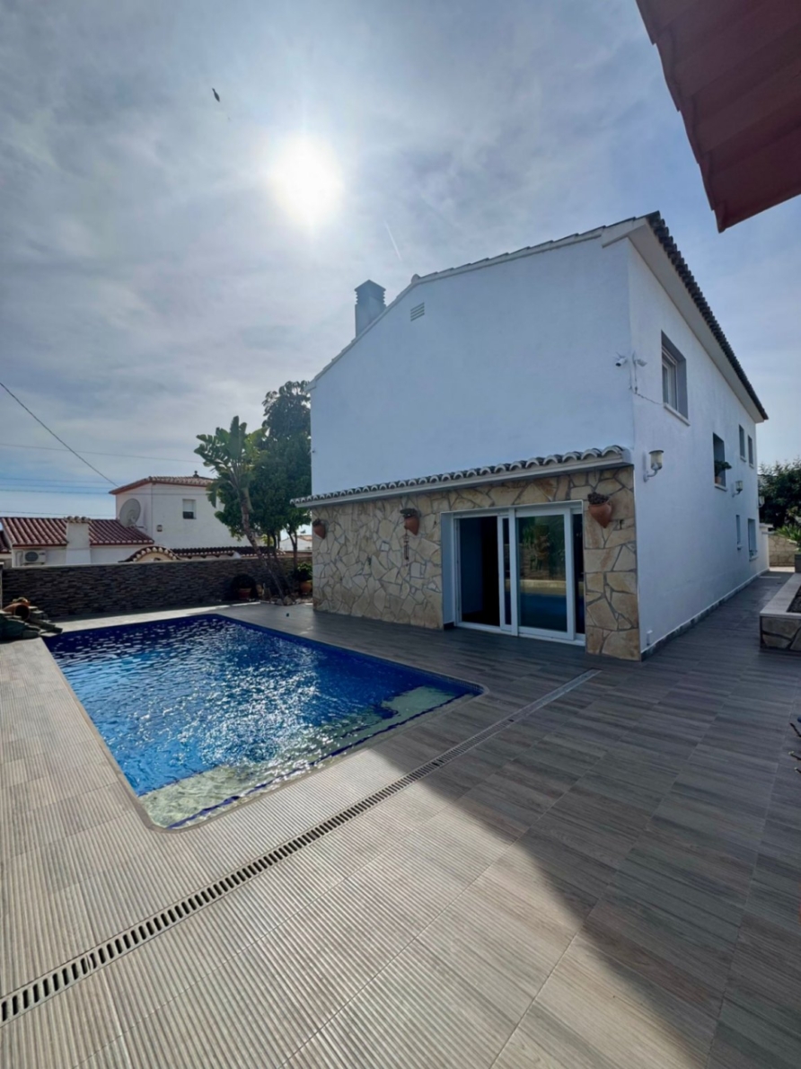 Villa for sale in Calpe