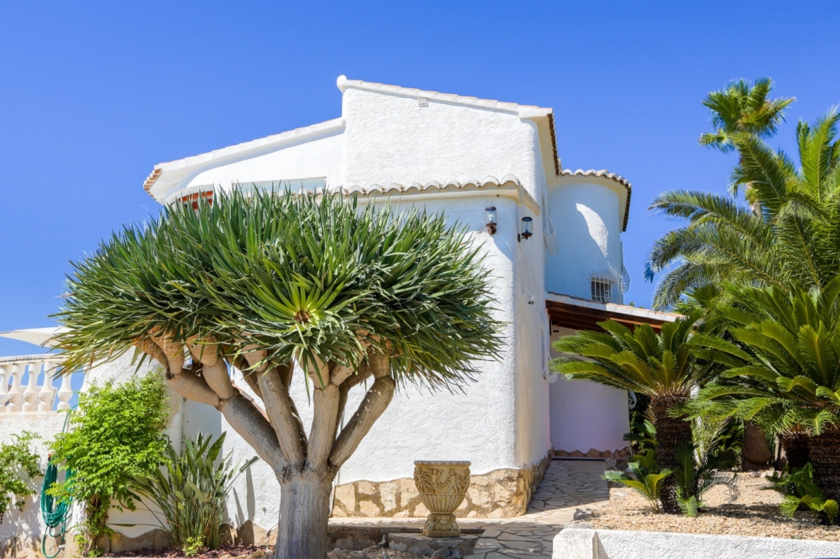 Villa for sale in Benitachell