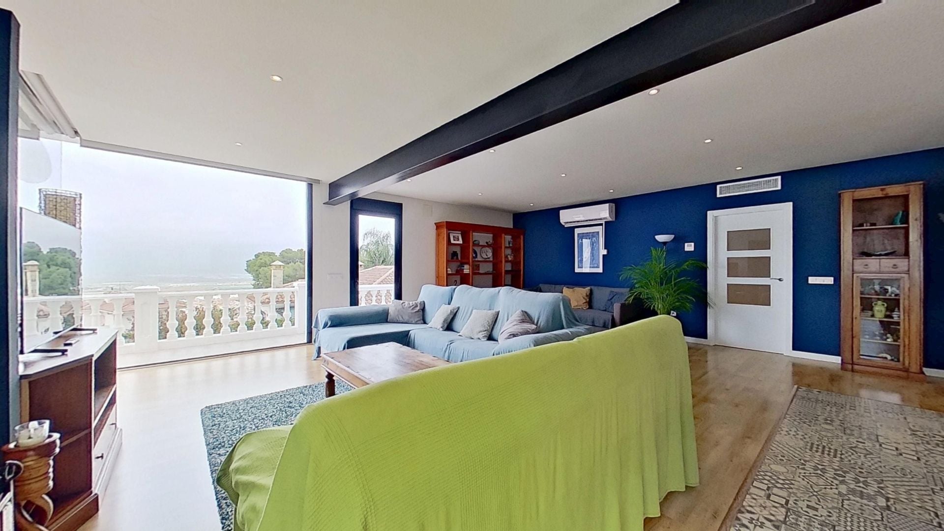 Villa for sale in Alhaurín de la Torre