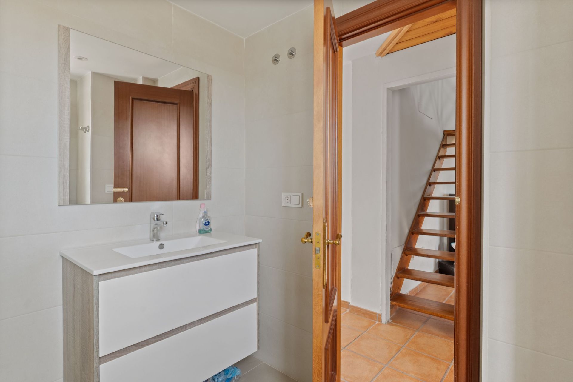 Villa for sale in Coín