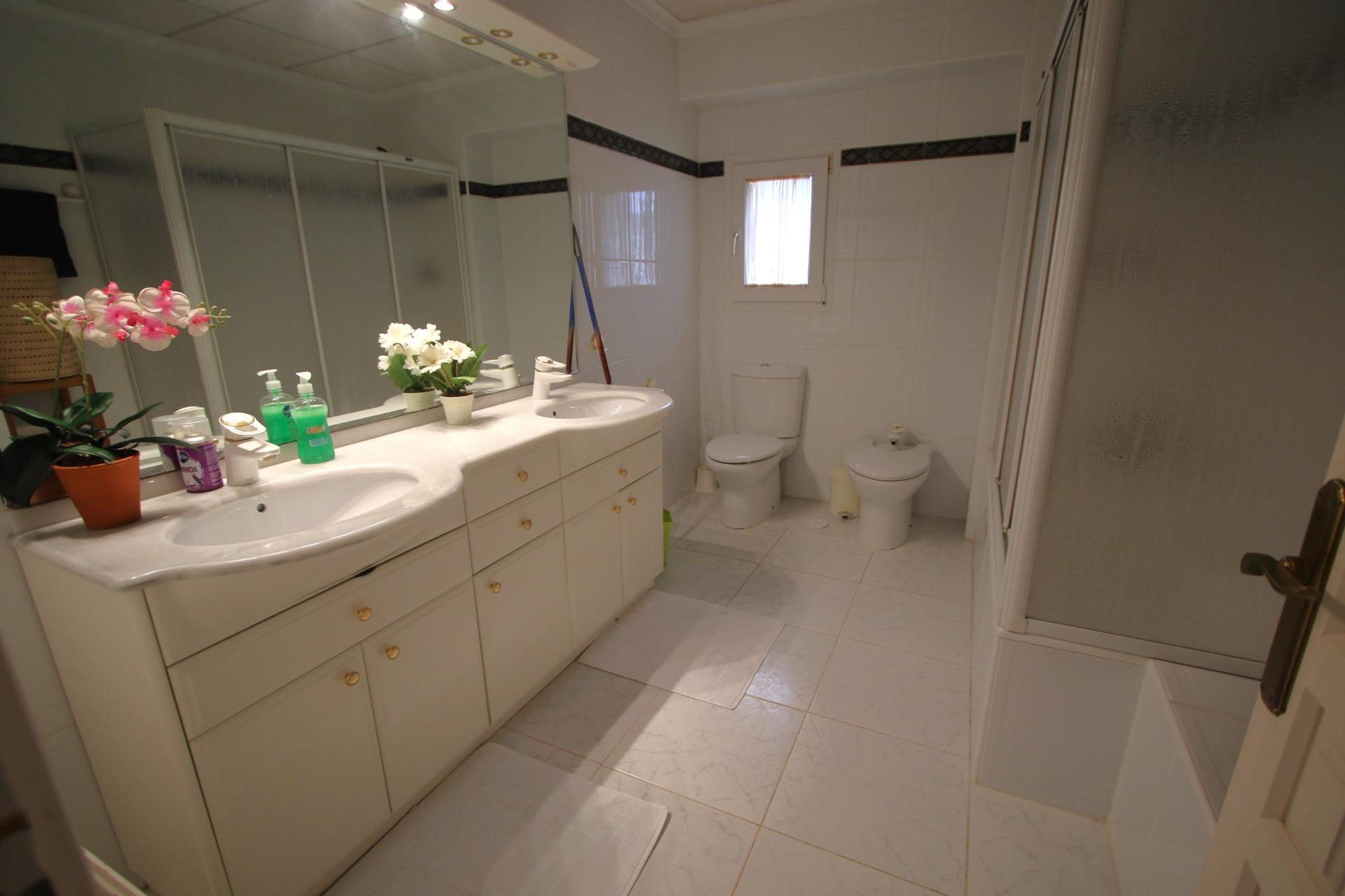 Villa for sale in Calpe