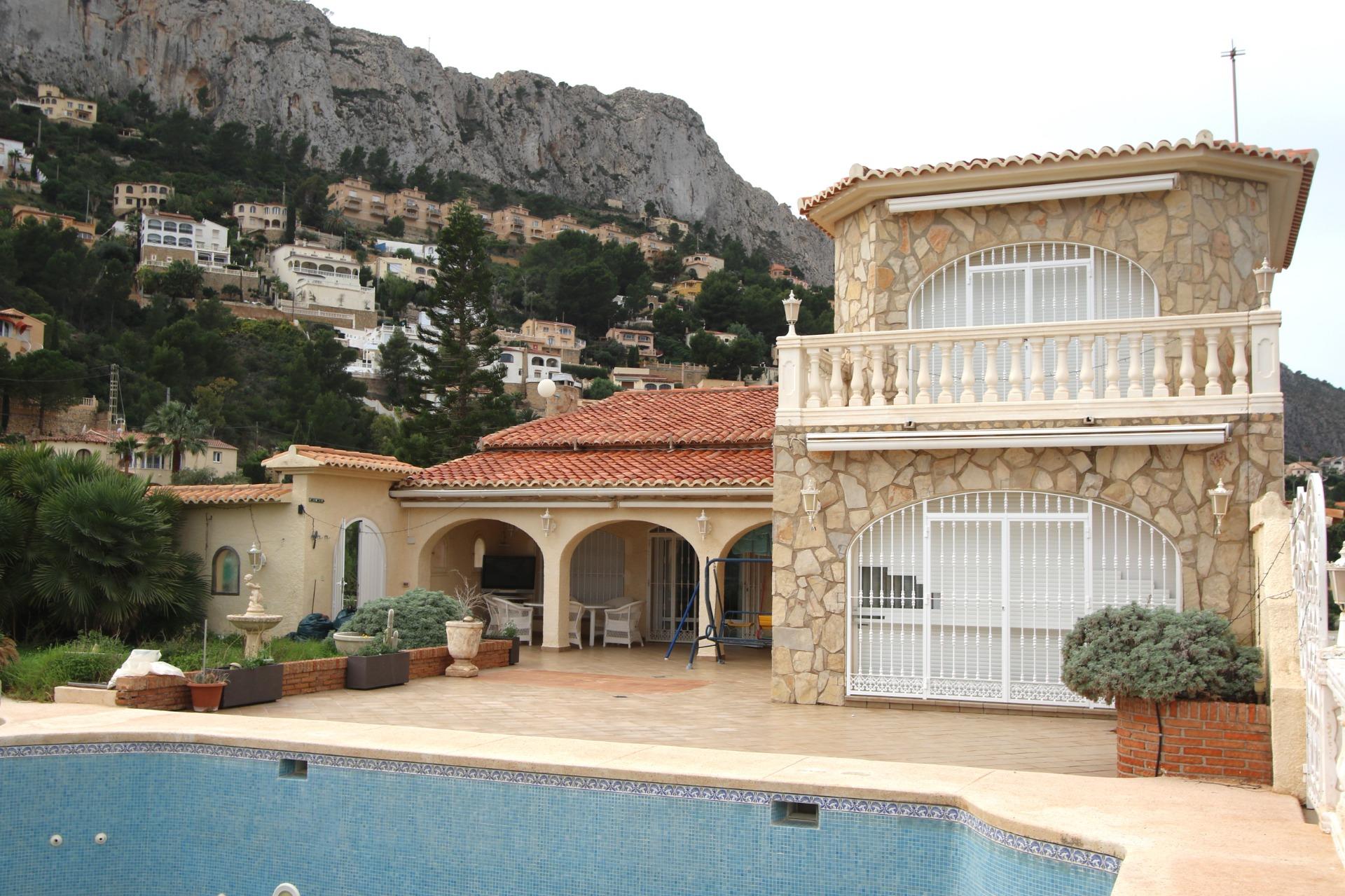 Villa for sale in Calpe