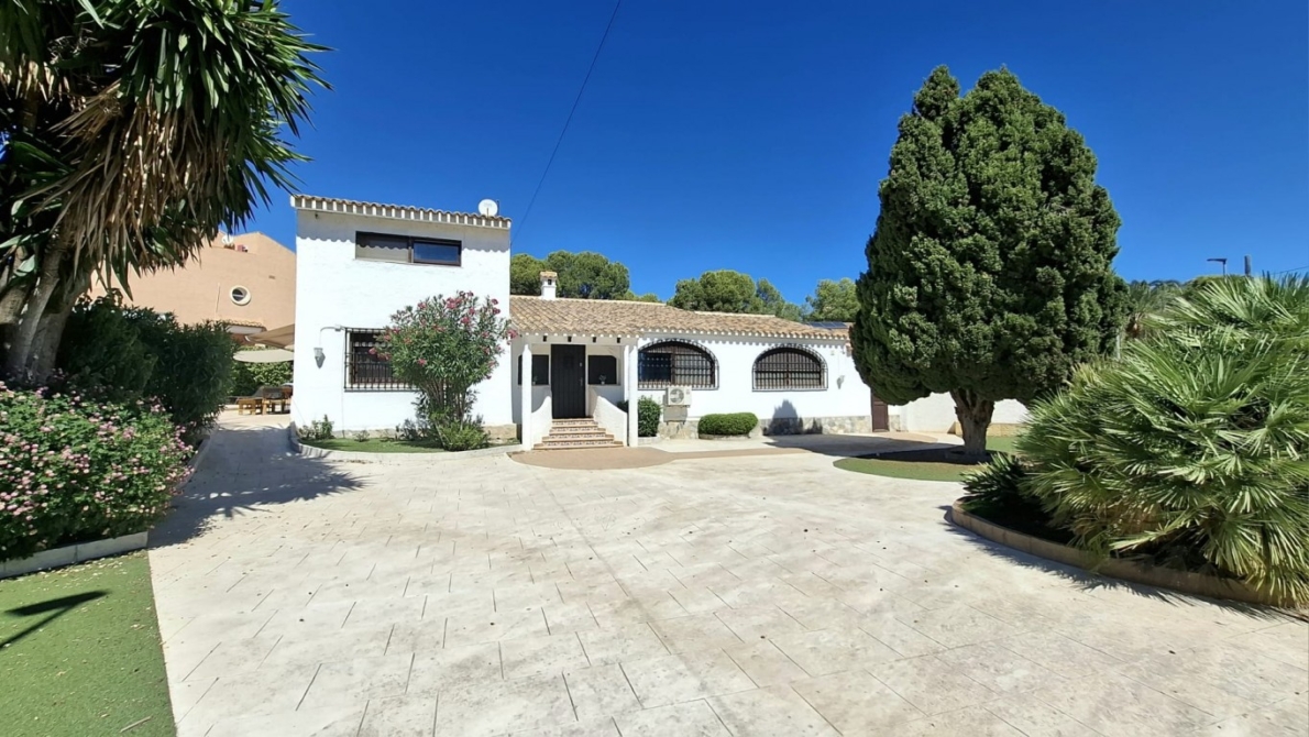 DP-61-SASS-5020-2 Villa for sale in Alfaz del Pi