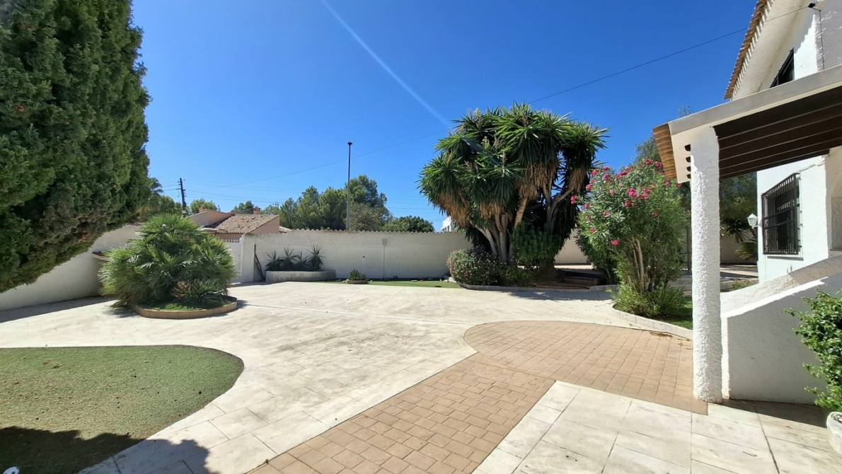 DP-61-SASS-5020-5 Villa for sale in Alfaz del Pi