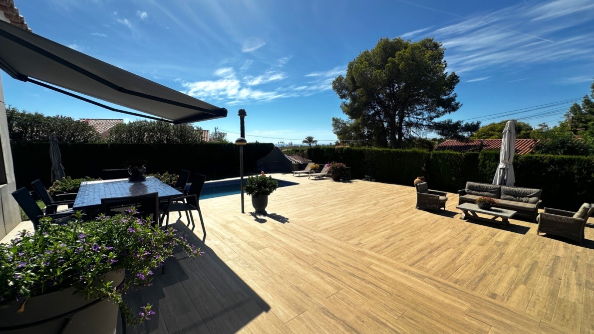 Villa for sale in La Nucia