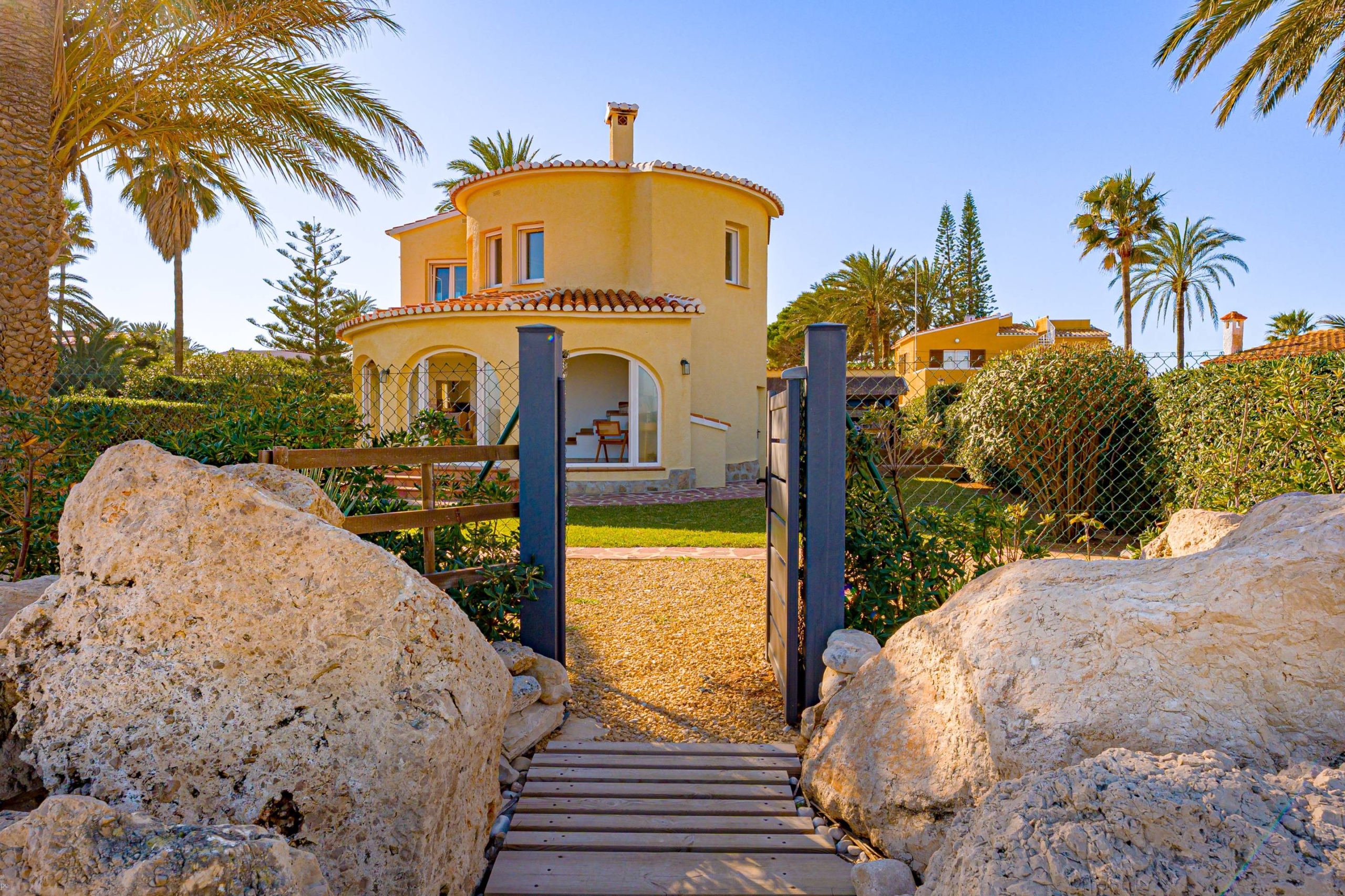 Villa for sale in Denia