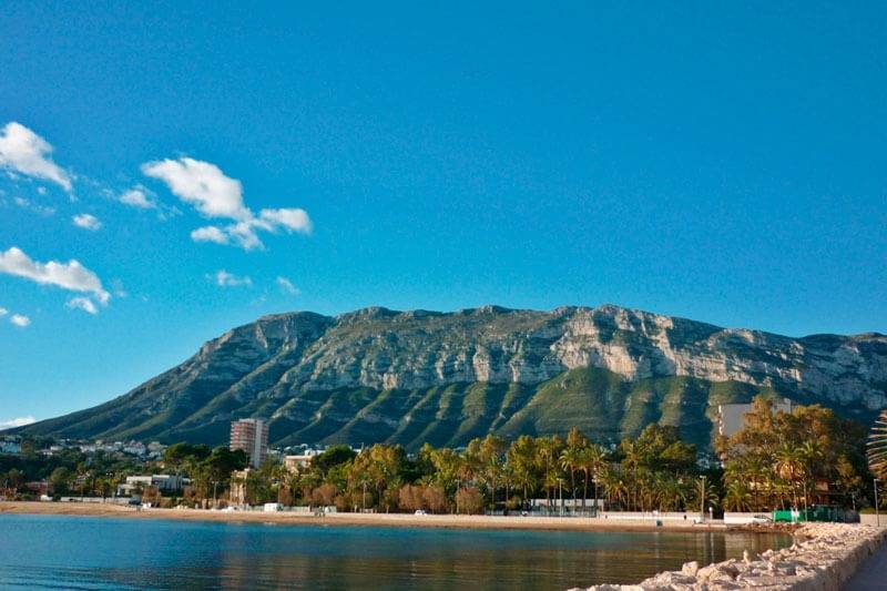 Finca for sale in Denia