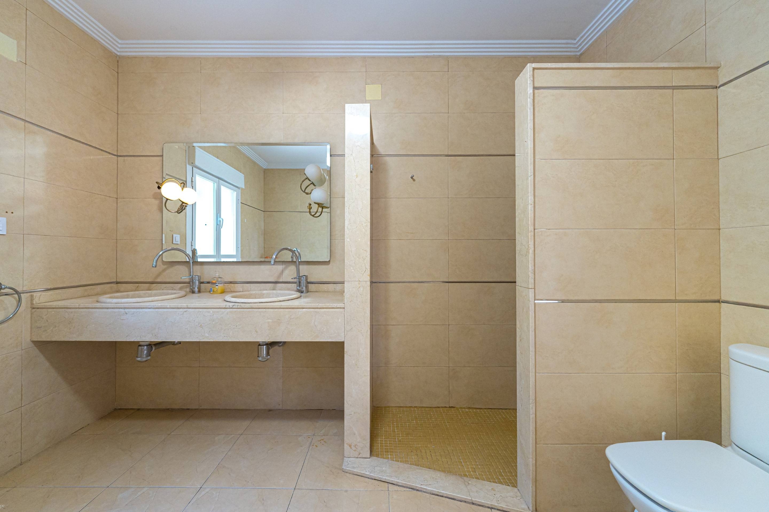 Villa for sale in Beniarbeig