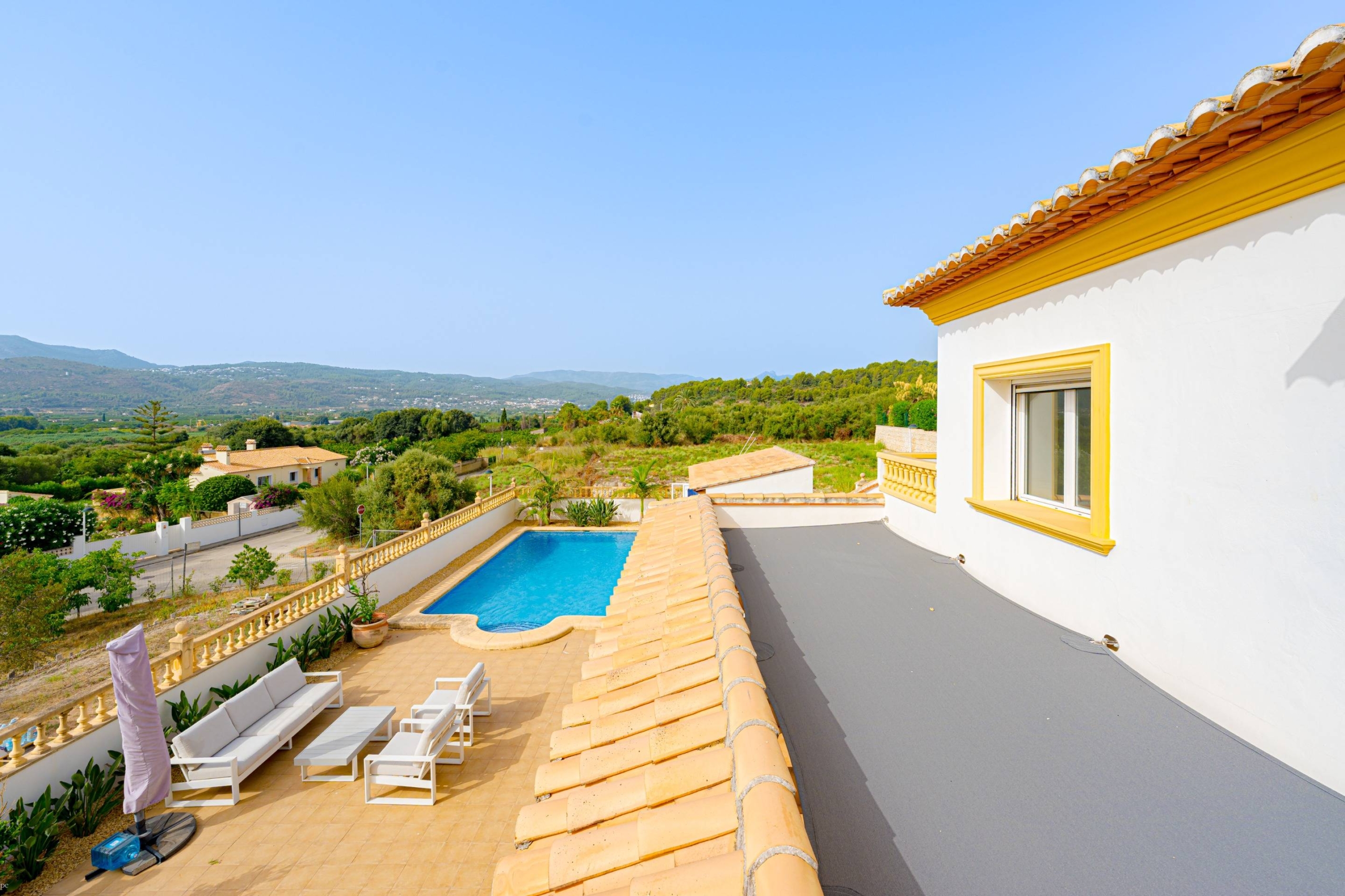 Villa for sale in Beniarbeig