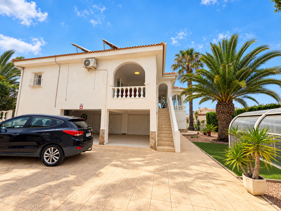 Villa for sale in Ciudad Quesada