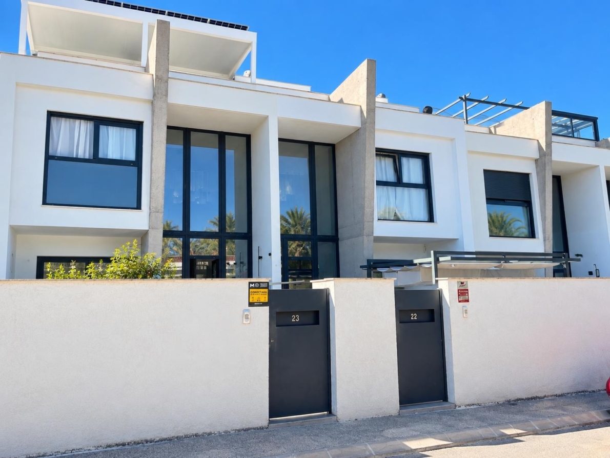 Finca for sale in Alfas del Pí