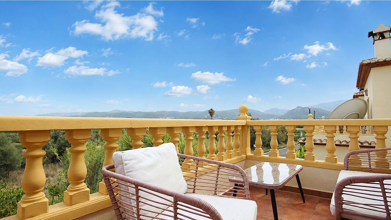 Villa for sale in Sagra