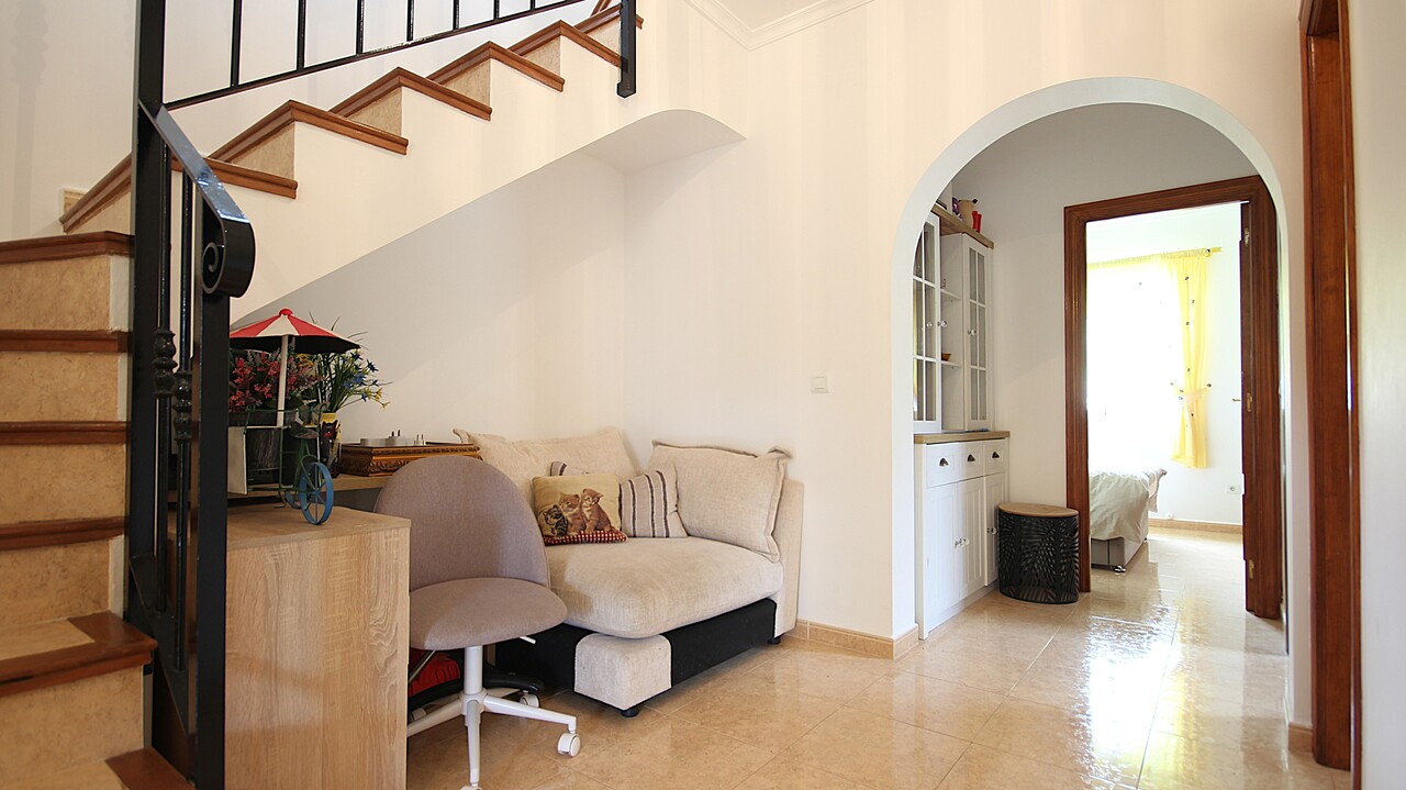 Villa for sale in Sagra