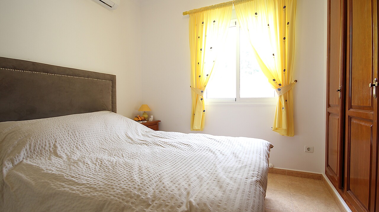 Villa for sale in Sagra