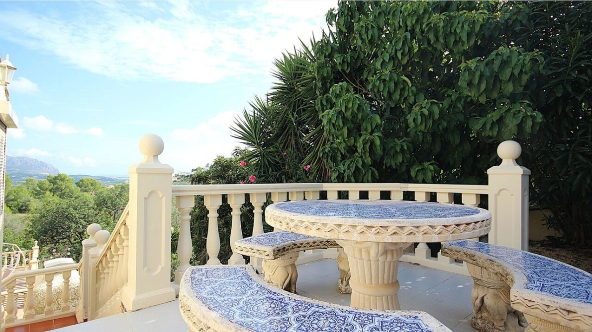 Villa for sale in Orba