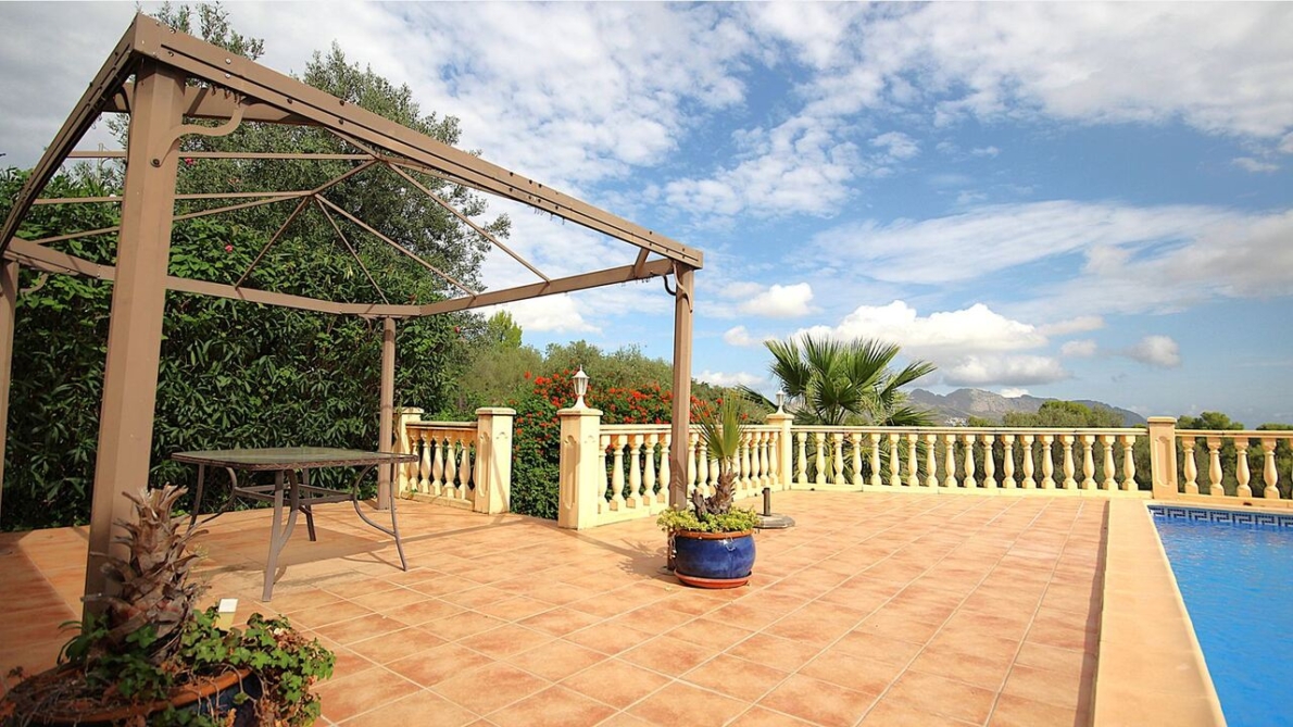 Villa for sale in Orba
