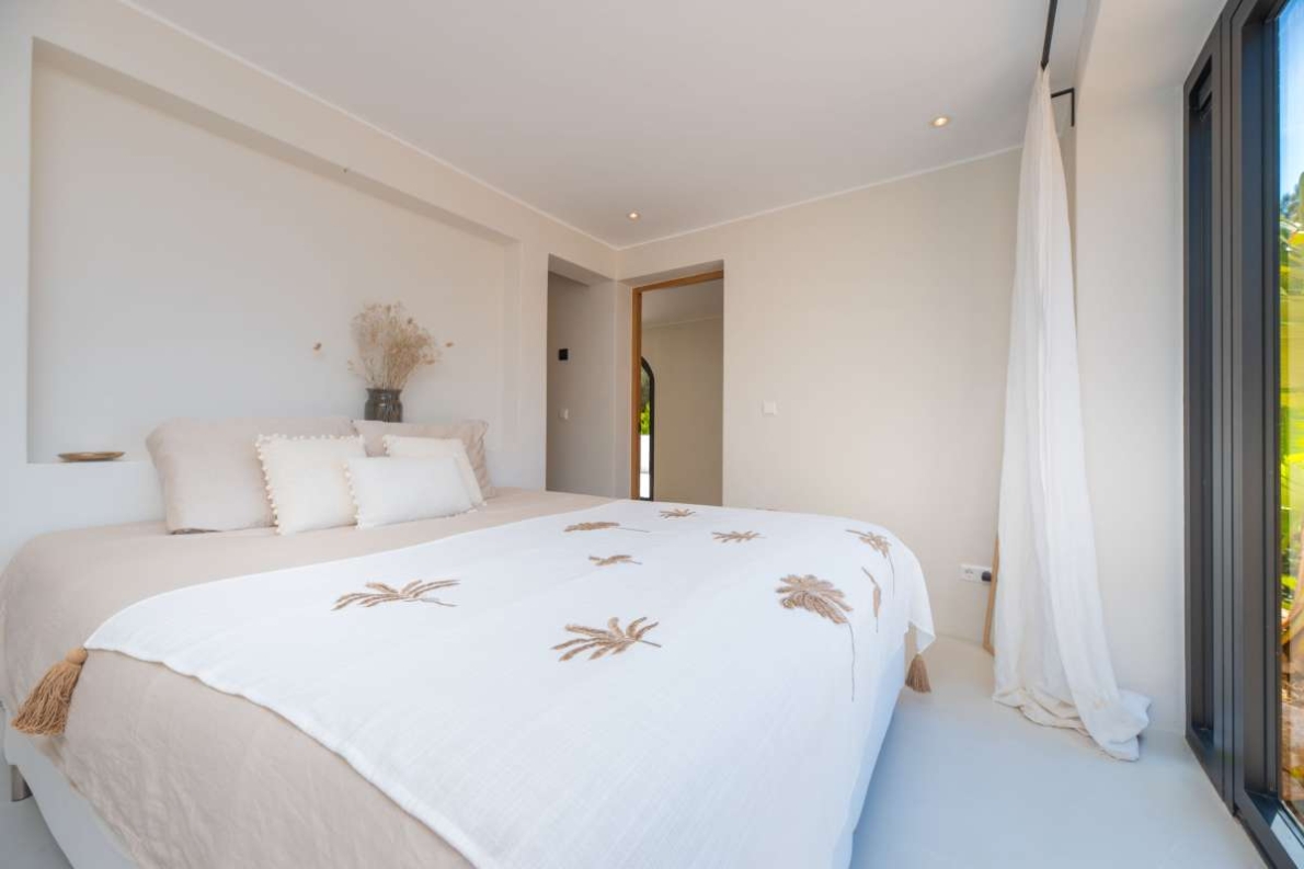 Villa for sale in Sant Llorenç de Balàfia
