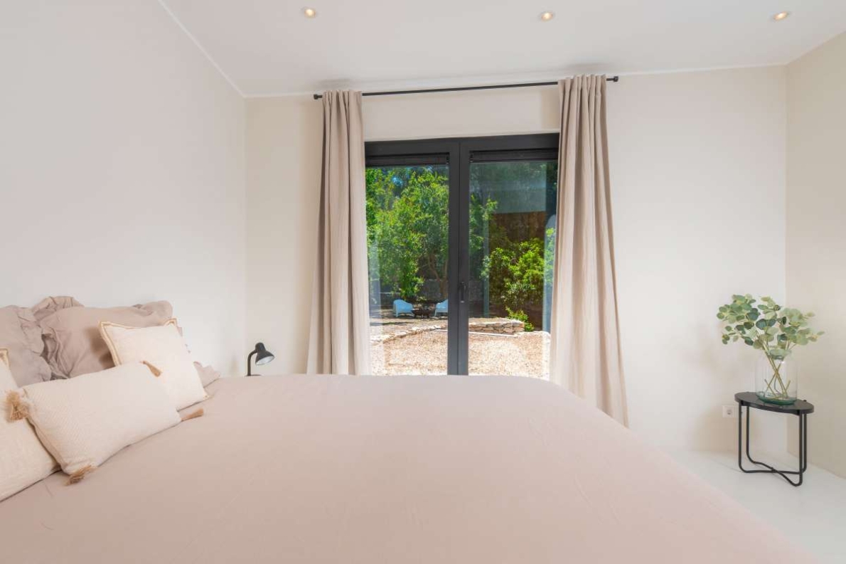 Villa for sale in Sant Llorenç de Balàfia